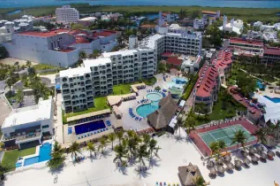 Aquamarina Beach Cancun Hotel