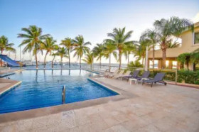 Ocean View Cancun Arenas