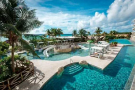 Palmaïa: The House of AïA